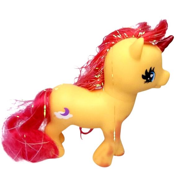 3 Vintage Ponies~G1 My Little Pony, Princess Luna, Gi-Go Wonderland Pony Unicorn - Picture 2 of 12